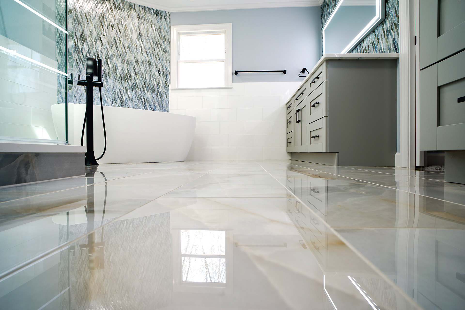 DSC04716-masterbath-sm